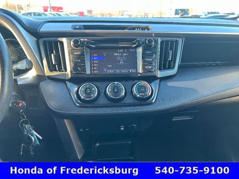 Used 2017 Toyota RAV4 LE image 20