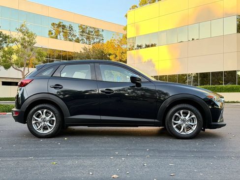 Used 2018 MAZDA CX-3 Sport FWD image 3