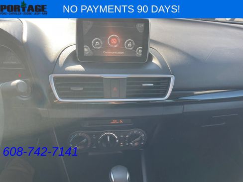 Used 2016 MAZDA MAZDA3 i Sport FWD image 19