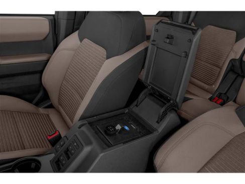 Used 2021 Ford Bronco Outer Banks w/ Sasquatch Package image 14