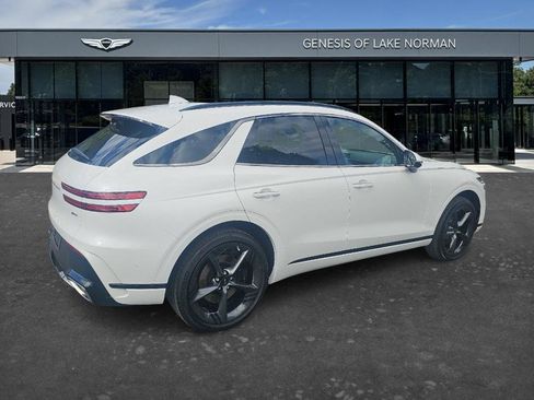 Used 2026 Genesis GV70 2.5T Sport Prestige AWD/4WD image 5