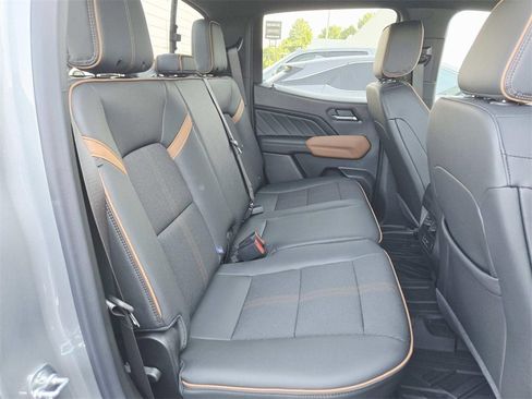 New 2025 GMC Canyon AT4 image 15