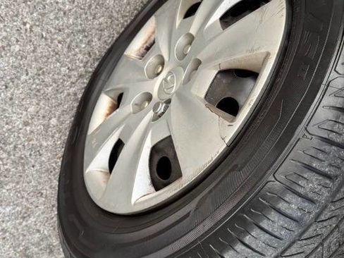 Used 2010 Hyundai Elantra SE w/ Popular Equipment Pkg 2 image 31