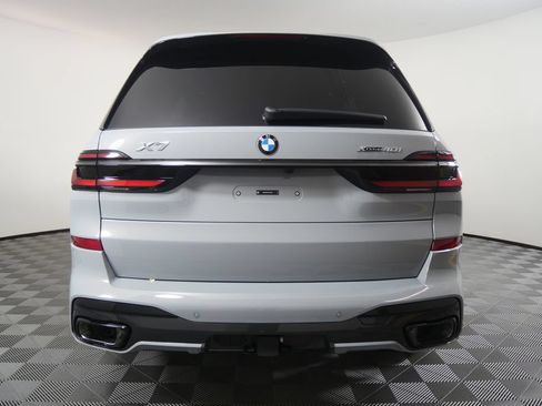 New 2027 BMW X7 xDrive40i w/ M Sport Package AWD/4WD image 4