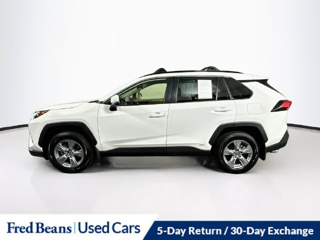 Used 2025 Toyota RAV4 XLE w/ Convenience Package AWD/4WD image 5