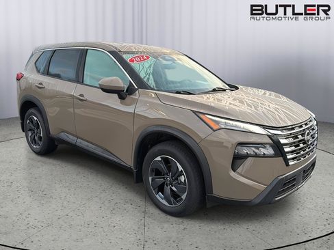 Used 2024 Nissan Rogue SV FWD image 8