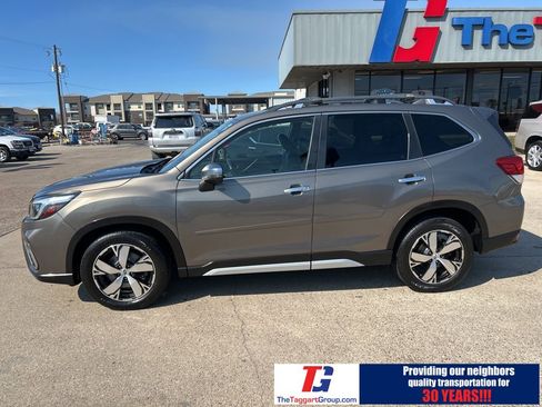 Used 2019 Subaru Forester Touring w/ Popular Package #3 image 2