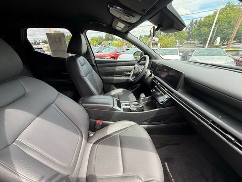 Certified 2025 Hyundai Santa Cruz SEL AWD/4WD image 18