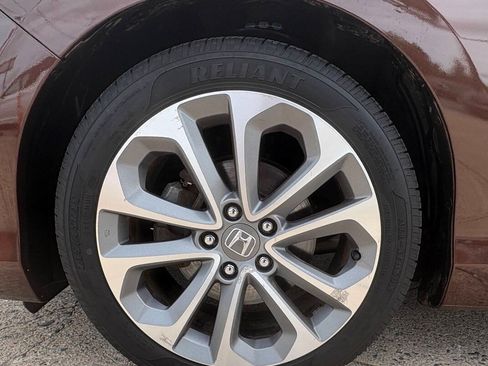 Used 2015 Honda Accord EX-L image 28