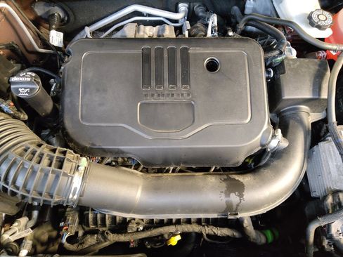 Used 2024 Chevrolet Blazer LT w/ Convenience Package FWD image 30