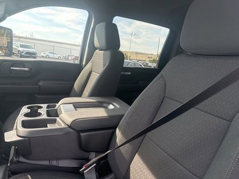 New 2024 GMC Sierra 2500 Pro image 11