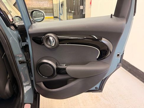 Certified 2023 MINI Cooper S w/ Multitone Edition image 25