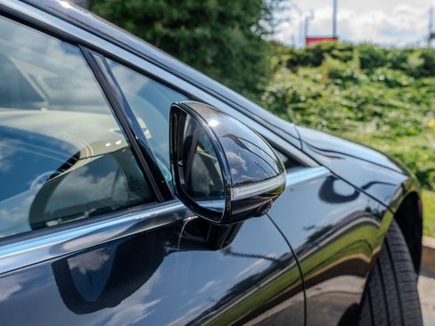 Used 2023 Mercedes-Benz EQS 580 4MATIC Sedan image 29