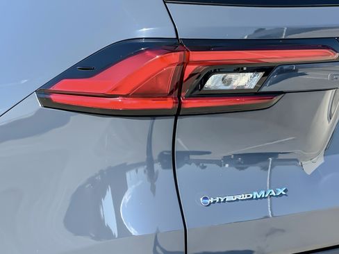 Certified 2024 Toyota Grand Highlander AWD Hybrid image 27