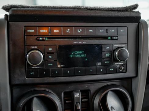 Used 2007 Jeep Wrangler X image 31