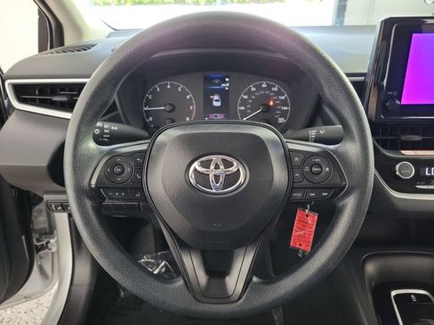 Used 2025 Toyota Corolla LE FWD image 26