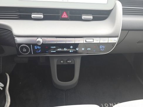 Used 2023 Hyundai Ioniq 5 SEL image 17
