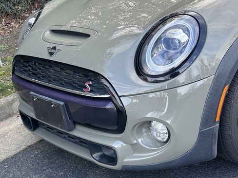 Used 2019 MINI Cooper S image 12