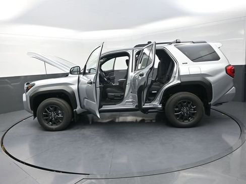 Used 2026 Toyota 4Runner SR5 image 41