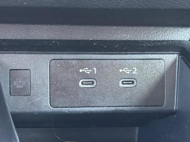 Certified 2025 Nissan Kicks SV FWD image 7