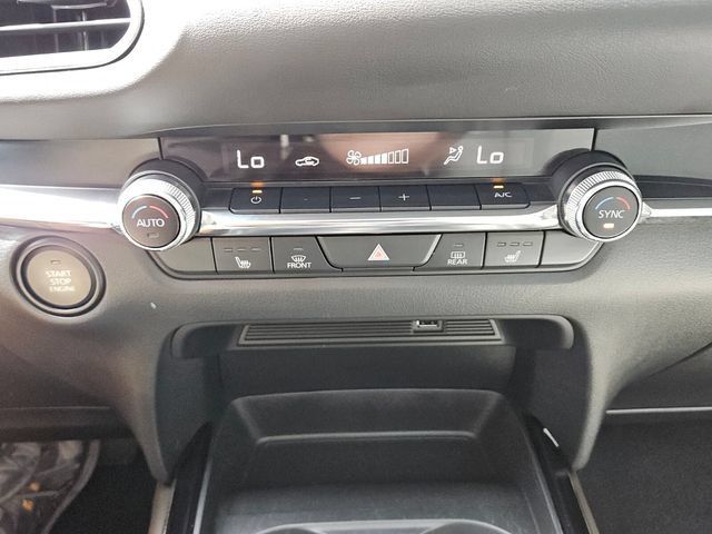 Used 2021 MAZDA CX-30 FWD 2.5 S w/ Premium Package image 20