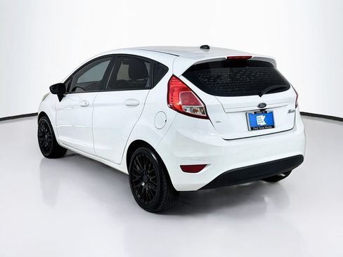 Used 2018 Ford Fiesta SE FWD image 5