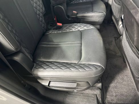 Used 2023 Kia Sorento SX AWD/4WD image 37