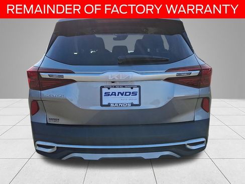 Used 2023 Kia Seltos S image 5