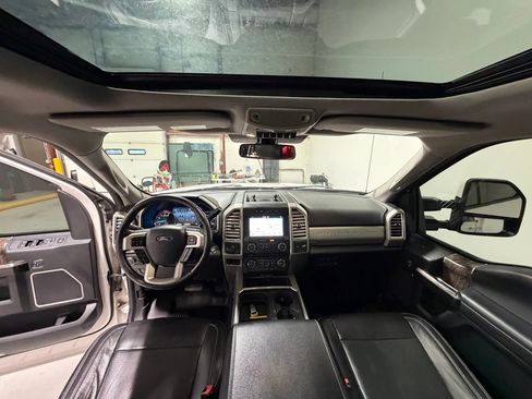 Used 2017 Ford F350 Lariat w/ Lariat Ultimate Package image 14