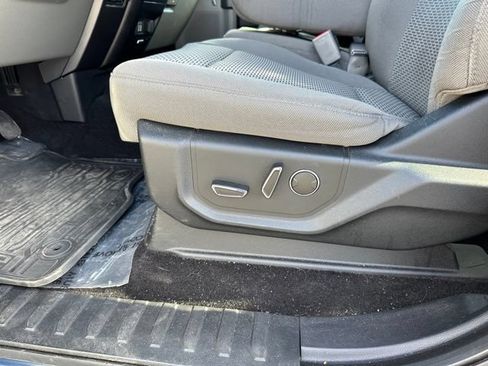 Used 2016 Ford F150 XLT w/ Equipment Group 302A Luxury AWD/4WD image 12