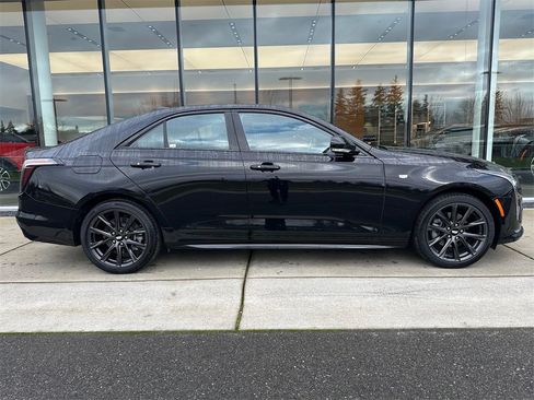 Certified 2025 Cadillac CT4 Sport w/ Climate Package image 6