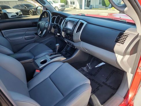 Used 2013 Toyota Tacoma 4x4 Double Cab image 22