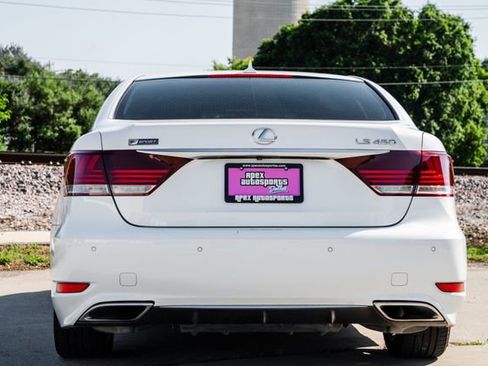Used 2013 Lexus LS 460 w/ F-Sport Pkg RWD image 16