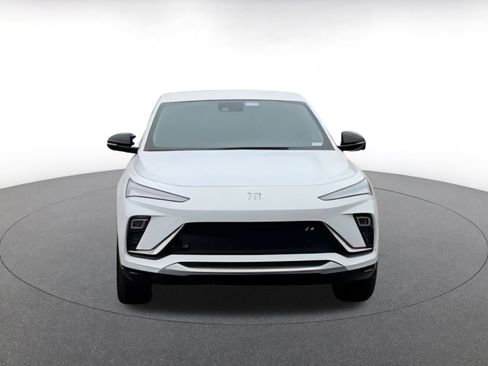 Used 2025 Buick Envista Sport Touring image 14