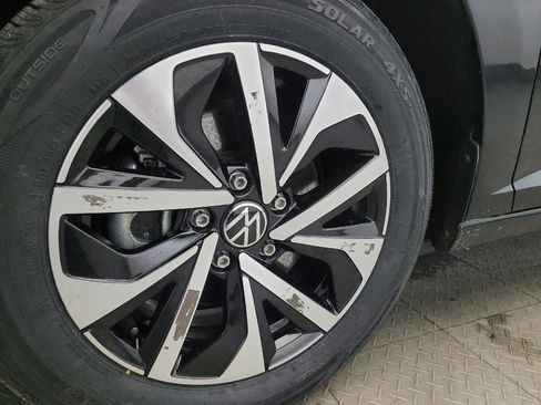 Used 2024 Volkswagen Jetta S image 31