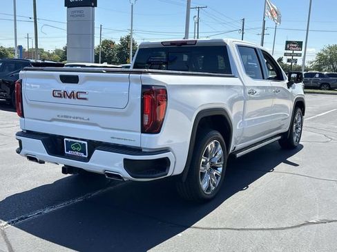 Used 2025 GMC Sierra 1500 Denali w/ Denali Reserve Package AWD/4WD image 7