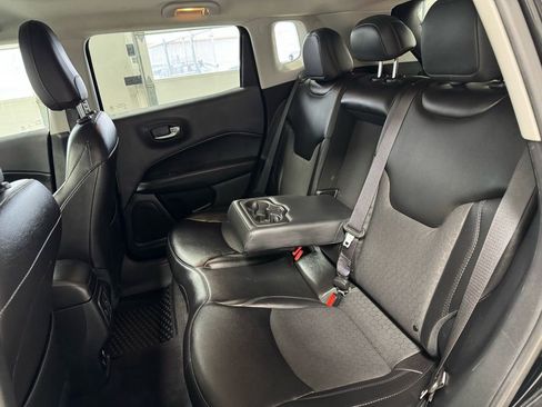 Used 2019 Jeep Compass Latitude AWD/4WD image 19