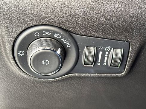 Used 2022 Jeep Compass Latitude w/ Convenience Group image 25