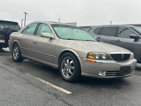 Used 2001 Lincoln LS image 3