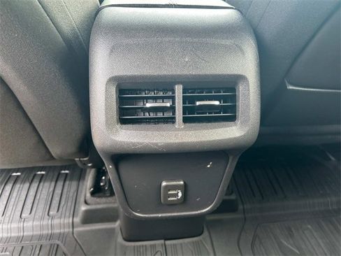 Used 2021 GMC Terrain SLE w/ Driver Convenience Package image 15