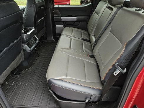 Used 2025 Ford F150 Lariat w/ Equipment Group 501A Mid image 28