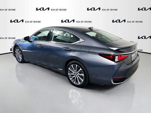 Used 2021 Lexus ES 300h w/ Premium Package FWD image 5