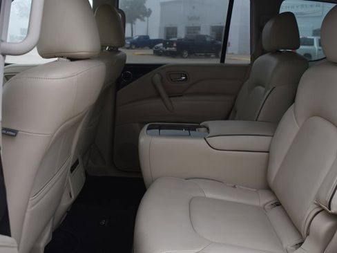 Used 2023 INFINITI QX80 Luxe w/ Cargo Package image 15