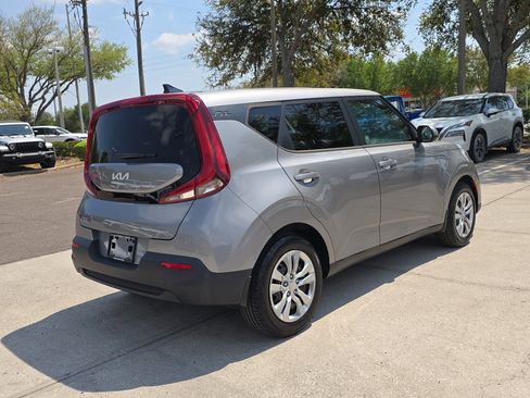 Certified 2022 Kia Soul LX image 8