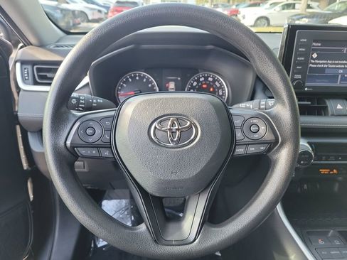 Used 2021 Toyota RAV4 XLE image 24