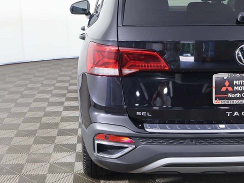 Used 2023 Volkswagen Taos SEL AWD/4WD image 17