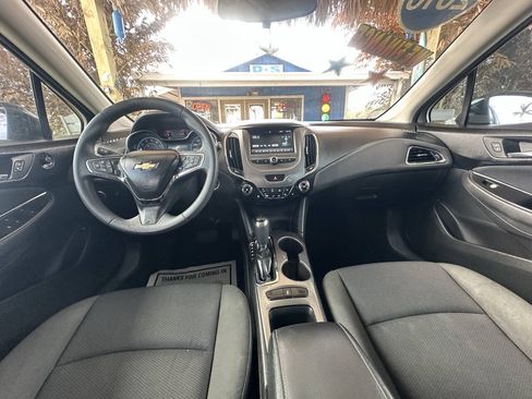 Used 2016 Chevrolet Cruze LT w/ Convenience Package FWD image 16