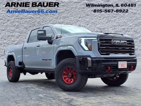 Used 2024 GMC Sierra 2500 AT4X image 1