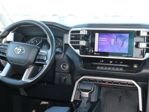 Used 2022 Toyota Tundra SR5 image 21