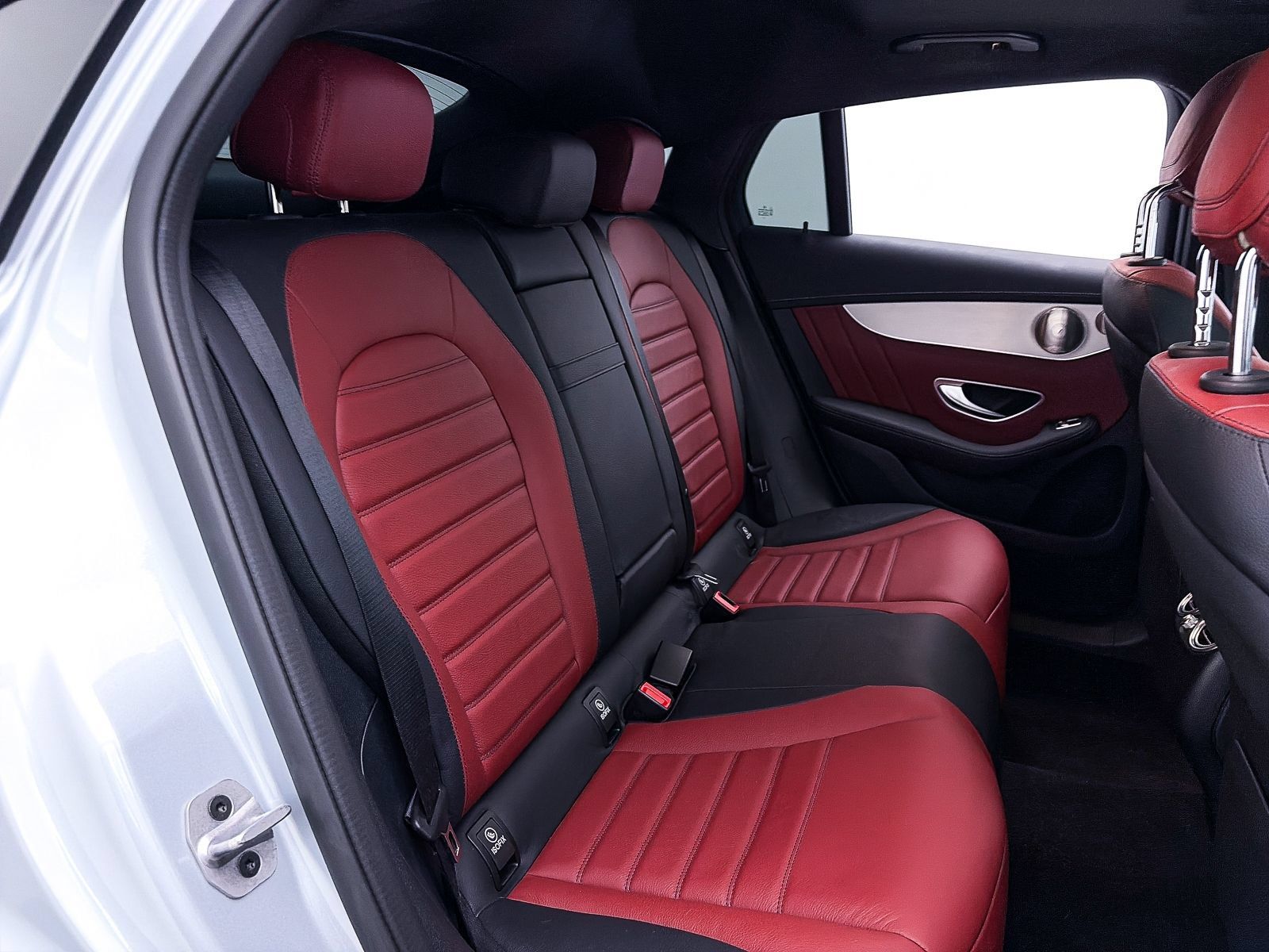 Used 2023 Mercedes-Benz GLC 43 AMG 4MATIC Coupe image 40